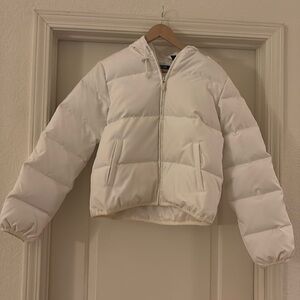 DKNY Jeans NYC Skyline Cityscape Logo‎ Winter Puffer Jacket